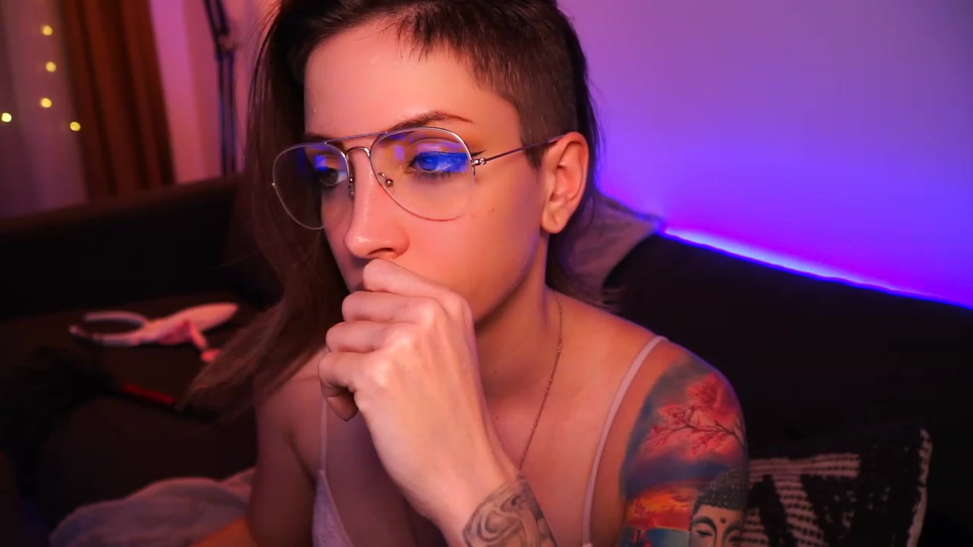 Gallery image thumbnail from Kend_dall's myfreecams stream on, 06/08/2023, 18:13 image 20 of 20