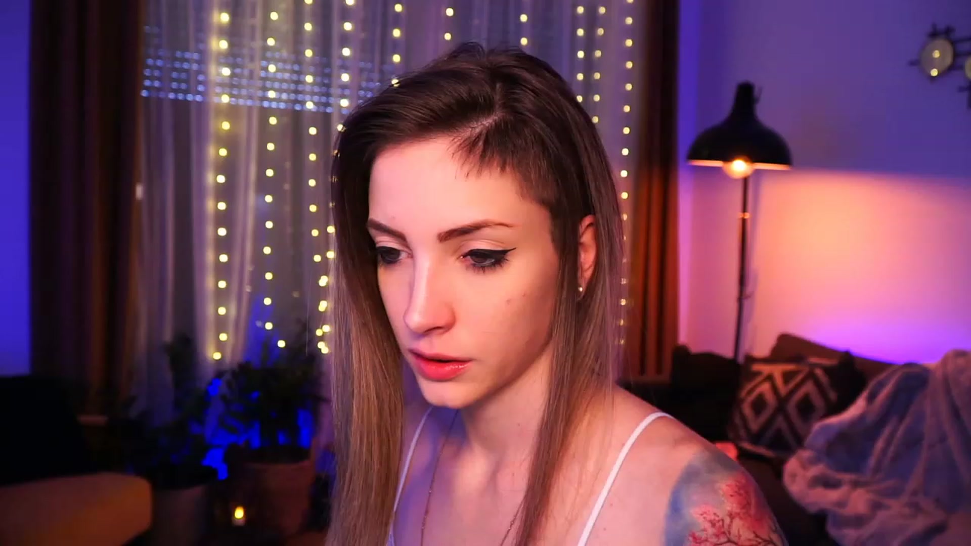Gallery image thumbnail from Kend_dall's myfreecams stream on, 06/13/2023, 10:06 image 2 of 20