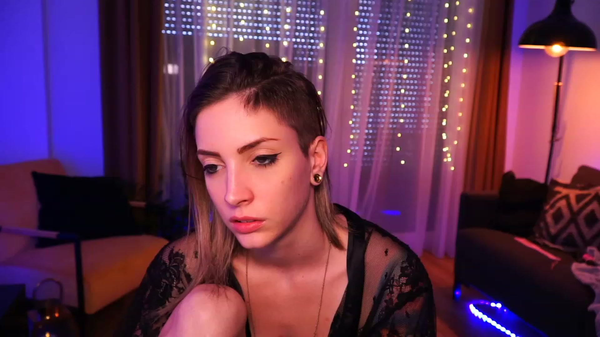 Gallery image thumbnail from Kend_dall's myfreecams stream on, 06/13/2023, 12:40 image 12 of 20