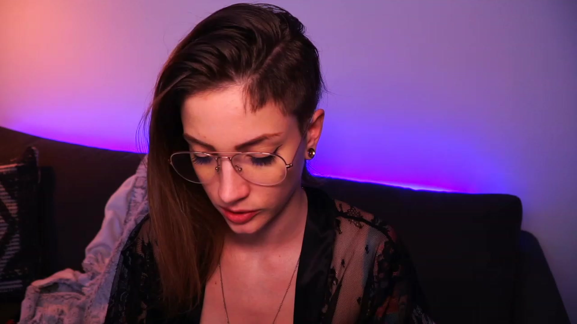 Gallery image thumbnail from Kend_dall's myfreecams stream on, 06/13/2023, 12:40 image 19 of 20
