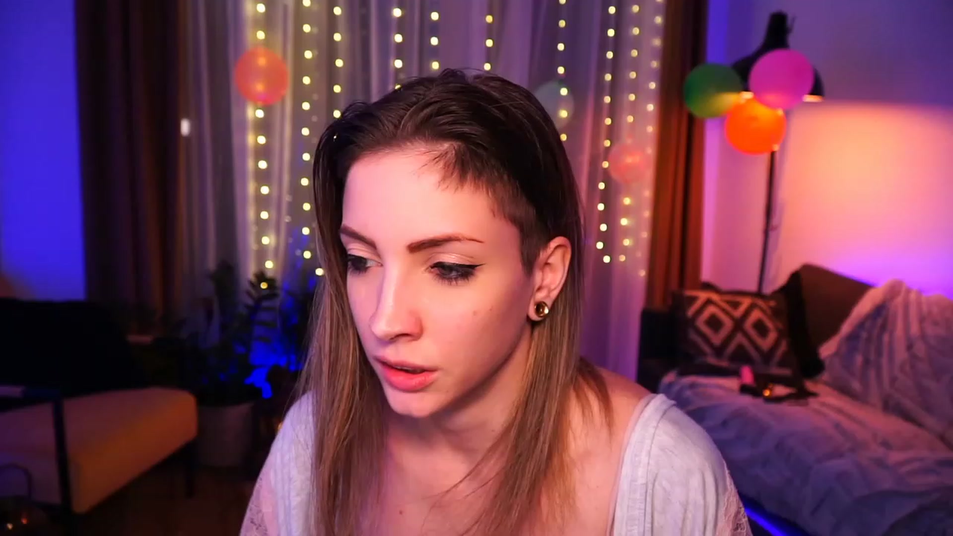 Gallery image thumbnail from Kend_dall's myfreecams stream on, 06/14/2023, 14:51 image 11 of 20