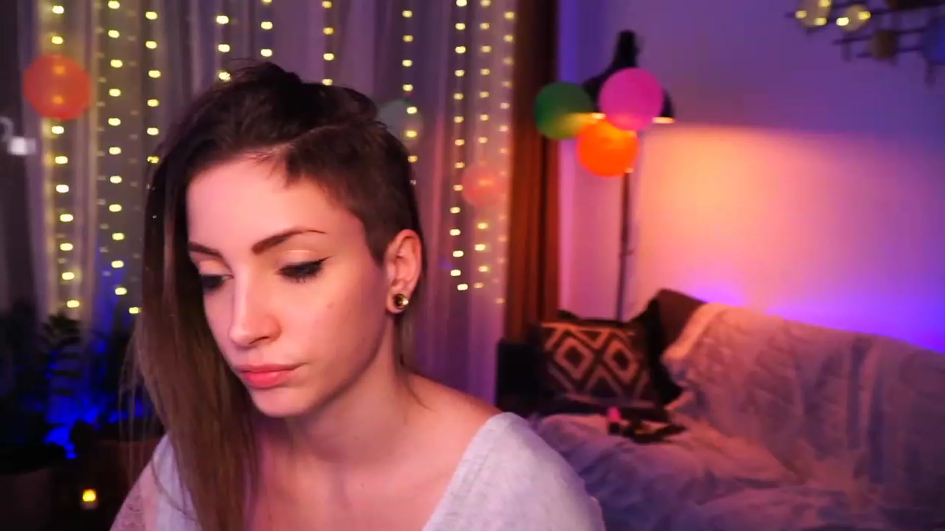 Gallery image thumbnail from Kend_dall's myfreecams stream on, 06/14/2023, 15:11 image 18 of 20