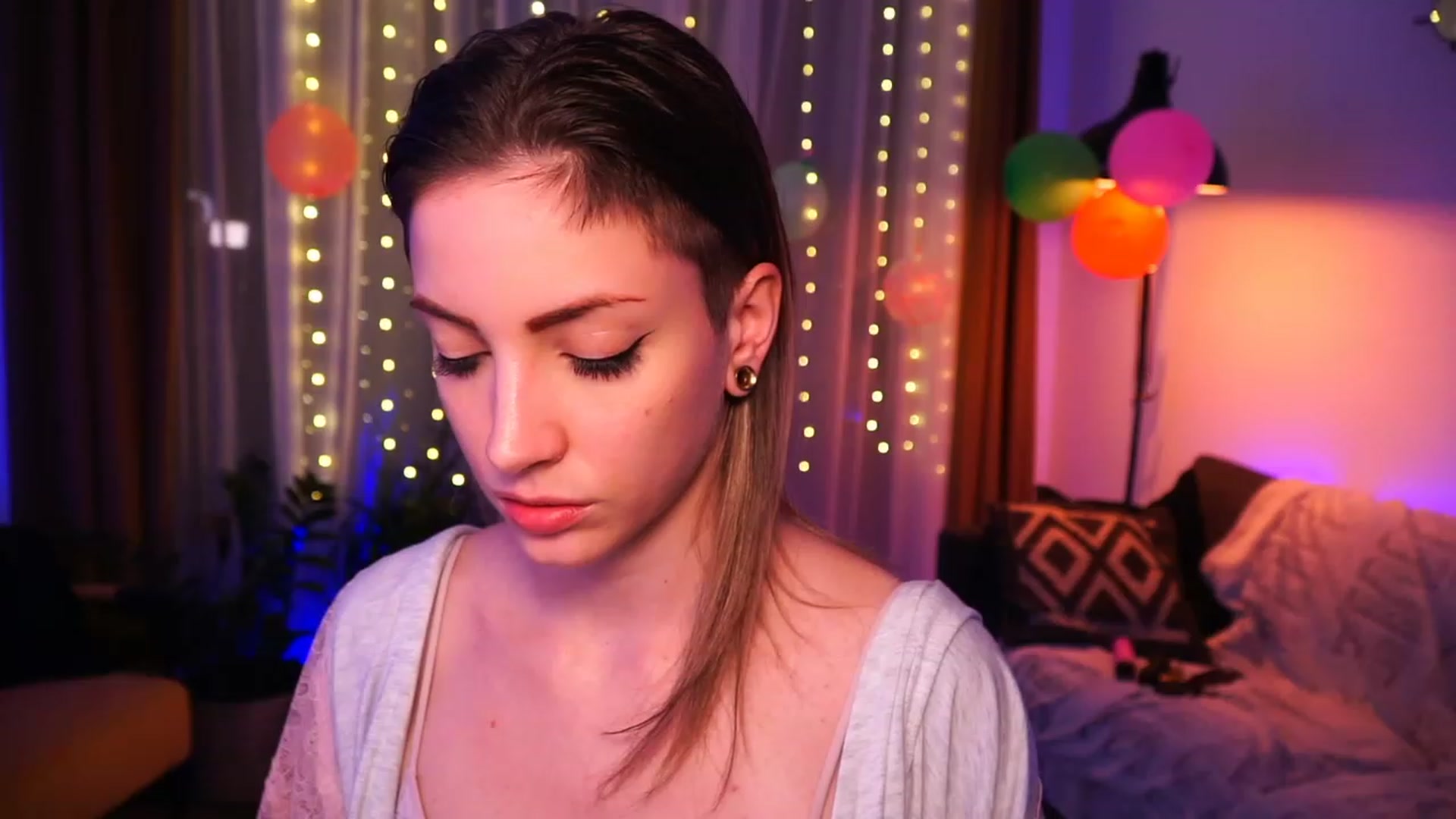 Gallery image thumbnail from Kend_dall's myfreecams stream on, 06/14/2023, 15:11 image 11 of 20