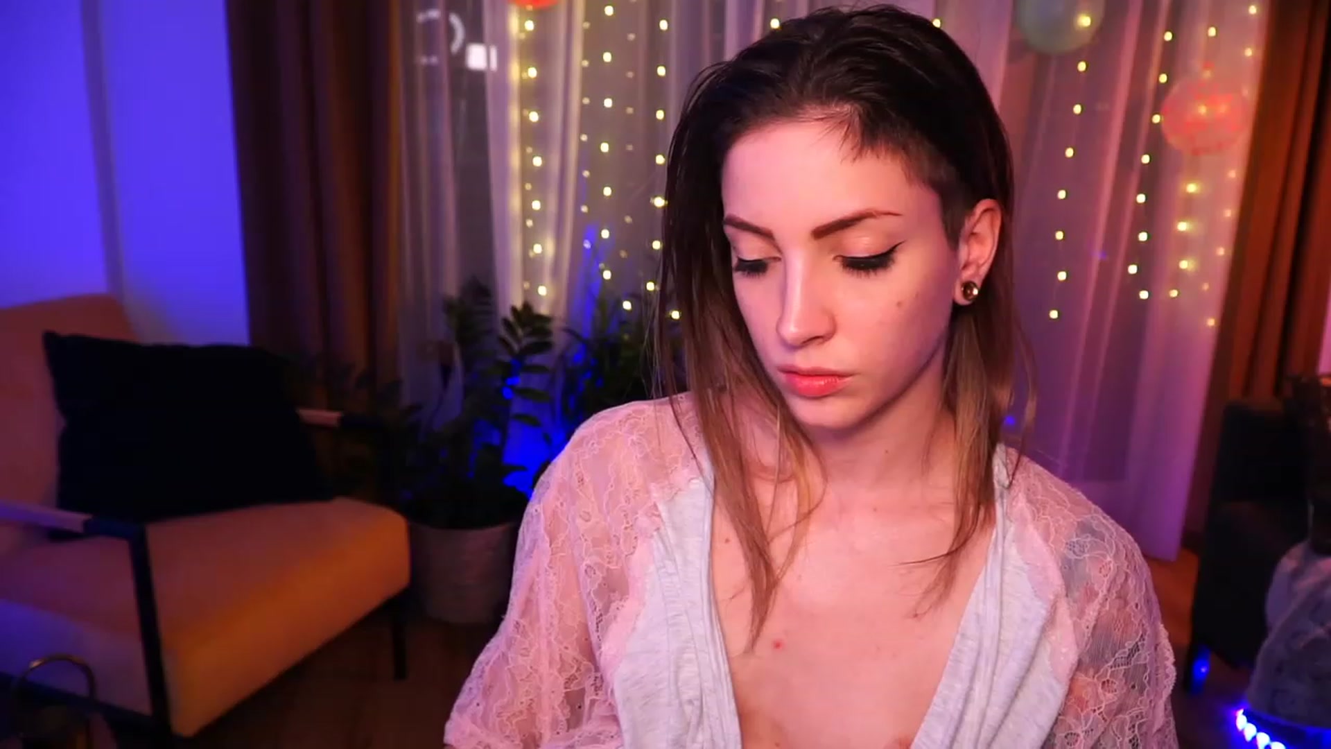 Gallery image thumbnail from Kend_dall's myfreecams stream on, 06/14/2023, 15:11 image 6 of 20