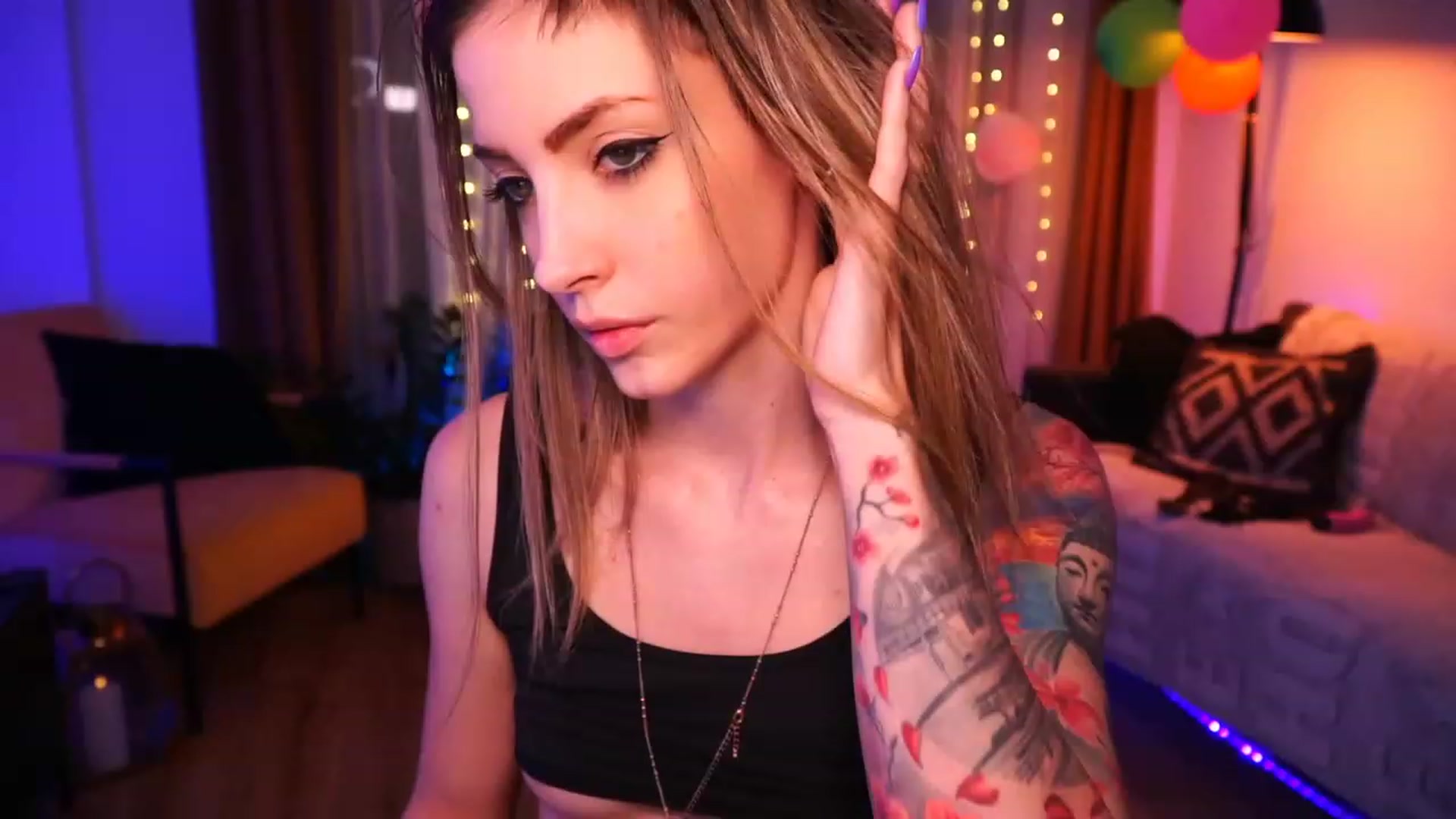 Gallery image thumbnail from Kend_dall's myfreecams stream on, 06/15/2023, 16:11 image 4 of 20