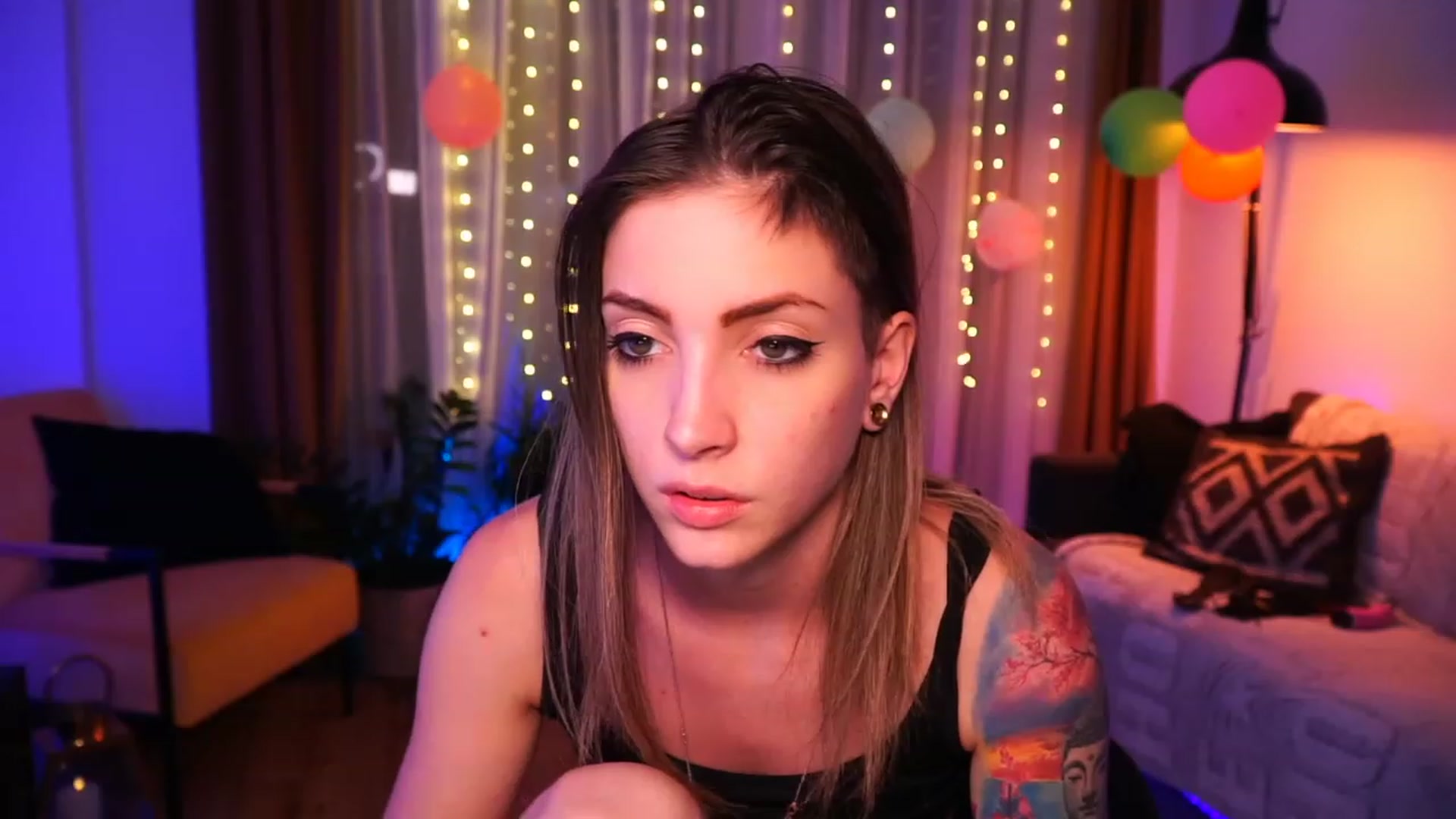 Gallery image thumbnail from Kend_dall's myfreecams stream on, 06/15/2023, 16:11 image 9 of 20