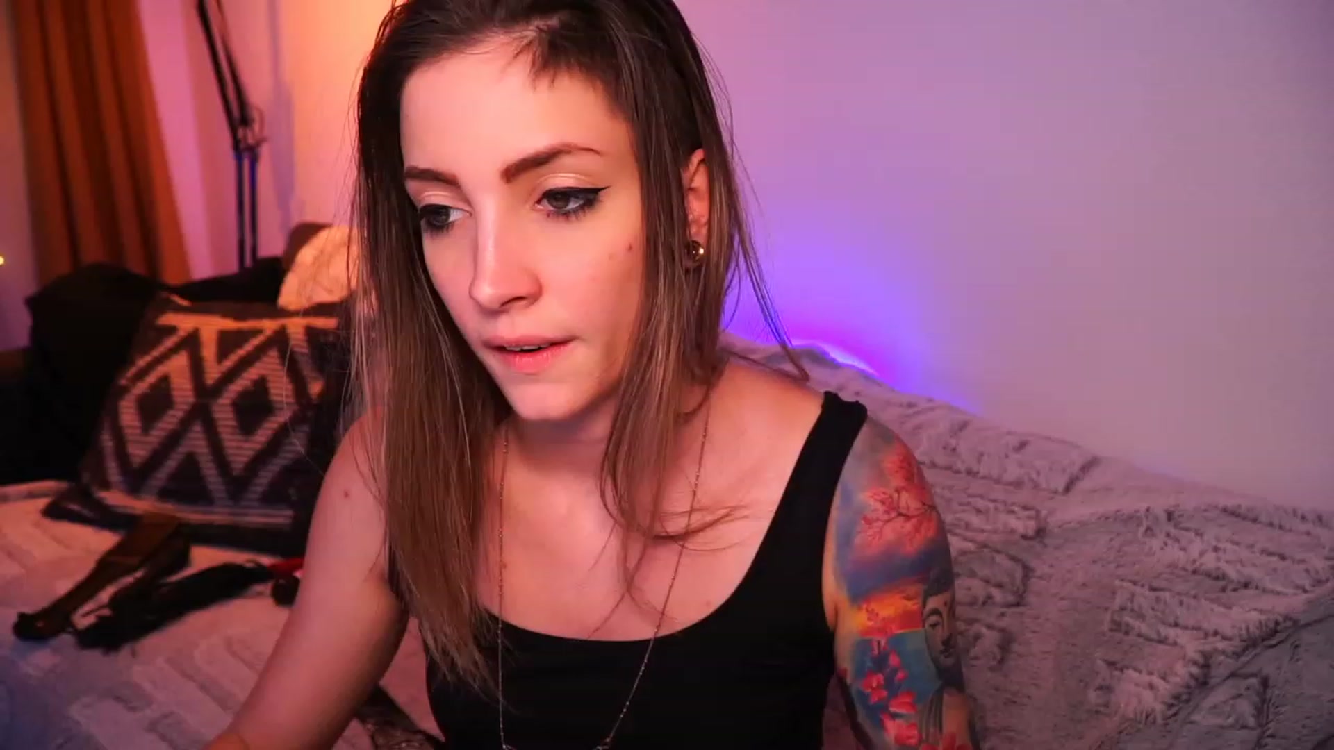 Gallery image thumbnail from Kend_dall's myfreecams stream on, 06/15/2023, 16:36 image 2 of 20