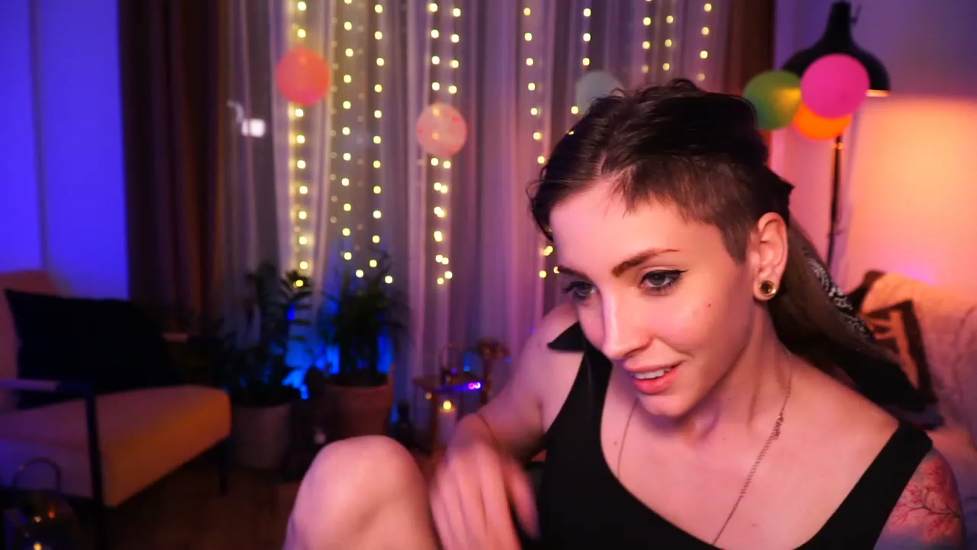 Gallery image thumbnail from Kend_dall's myfreecams stream on, 06/15/2023, 19:14 image 2 of 20