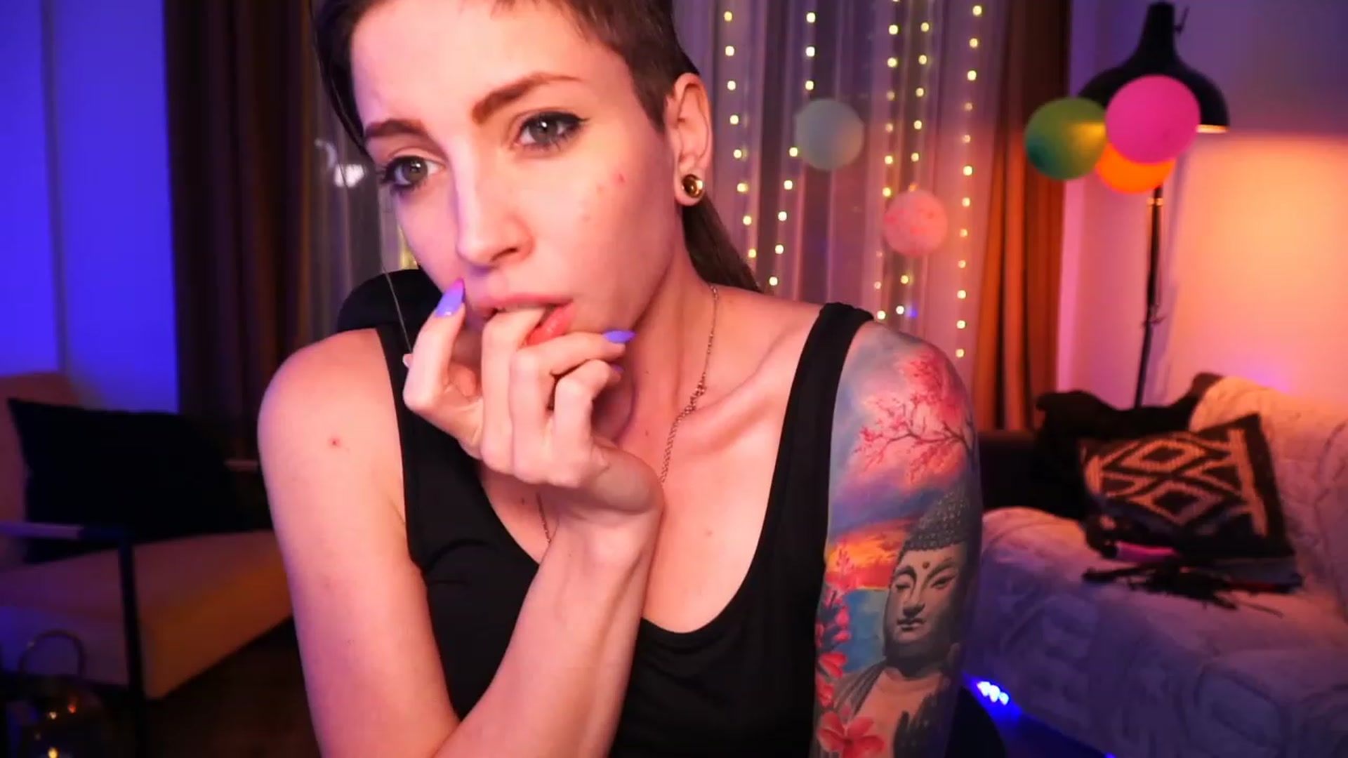 Gallery image thumbnail from Kend_dall's myfreecams stream on, 06/15/2023, 19:14 image 8 of 20