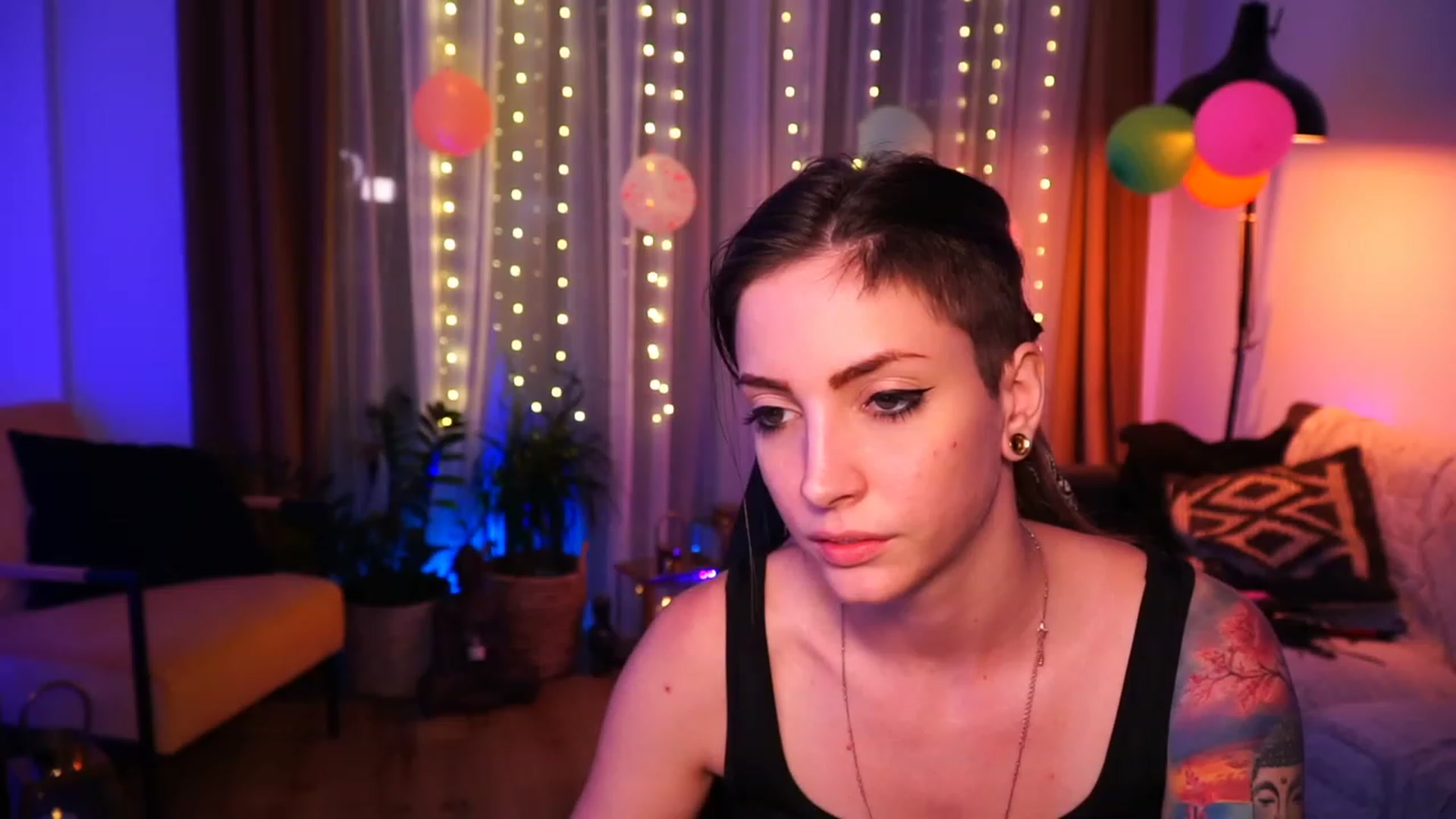 Gallery image thumbnail from Kend_dall's myfreecams stream on, 06/15/2023, 19:14 image 5 of 20