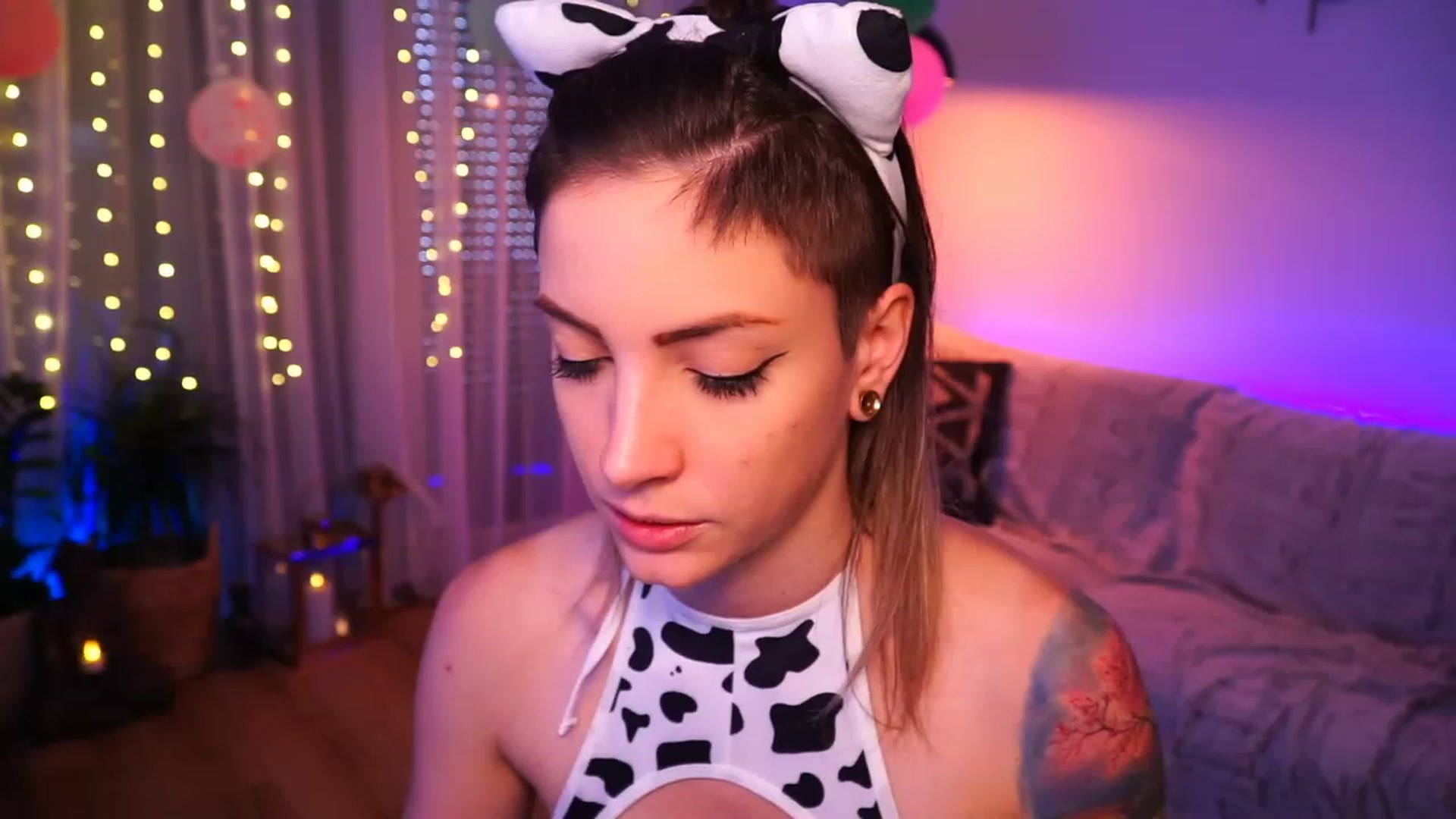 Gallery image thumbnail from Kend_dall's myfreecams stream on, 06/16/2023, 11:30 image 19 of 20
