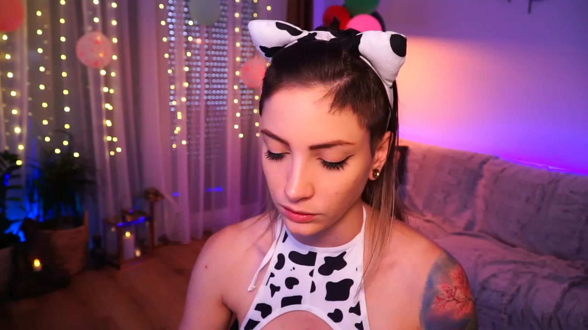 Gallery image thumbnail from Kend_dall's myfreecams stream on, 06/16/2023, 11:30 image 6 of 20