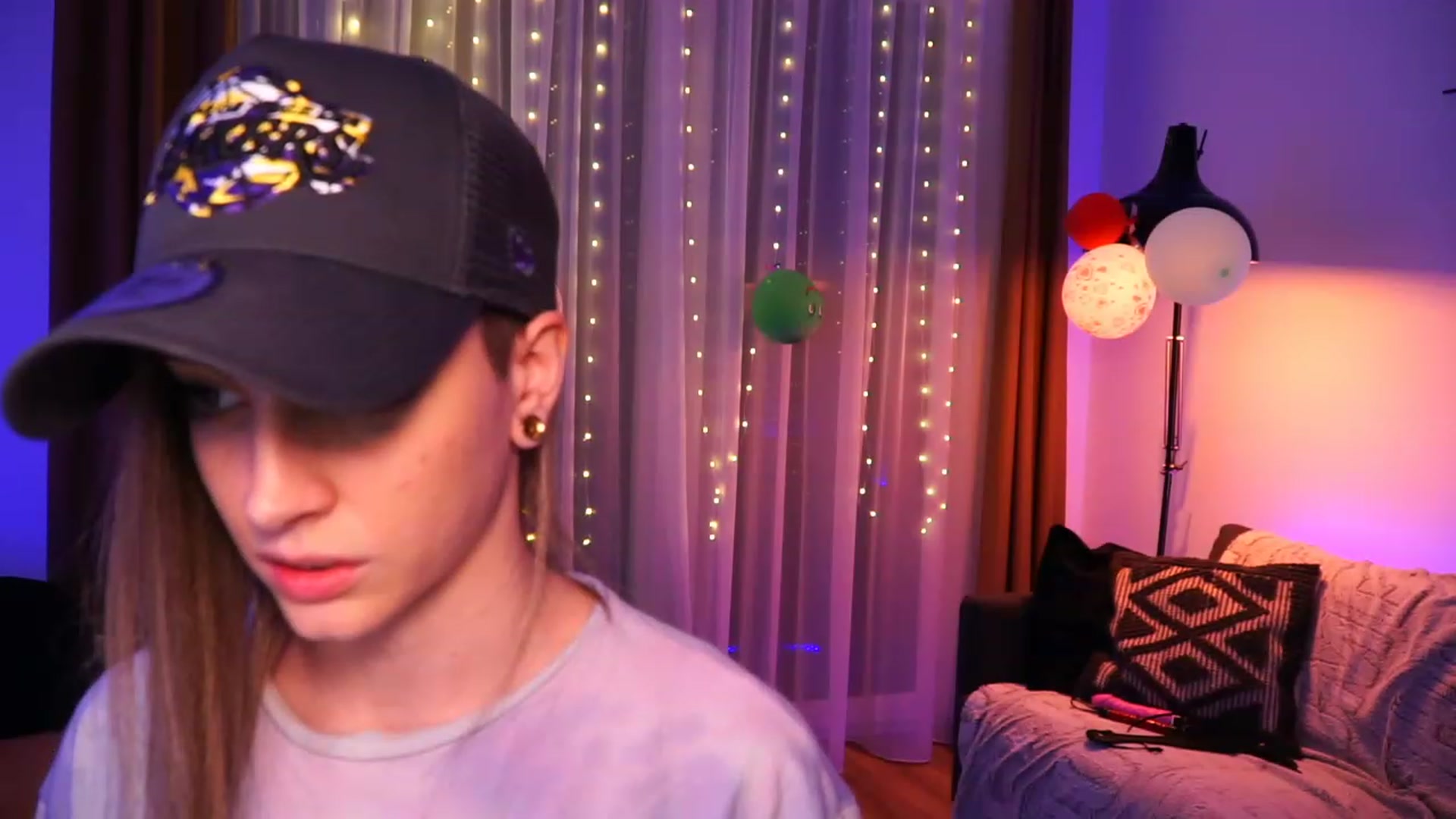 Gallery image thumbnail from Kend_dall's myfreecams stream on, 06/17/2023, 11:31 image 20 of 20