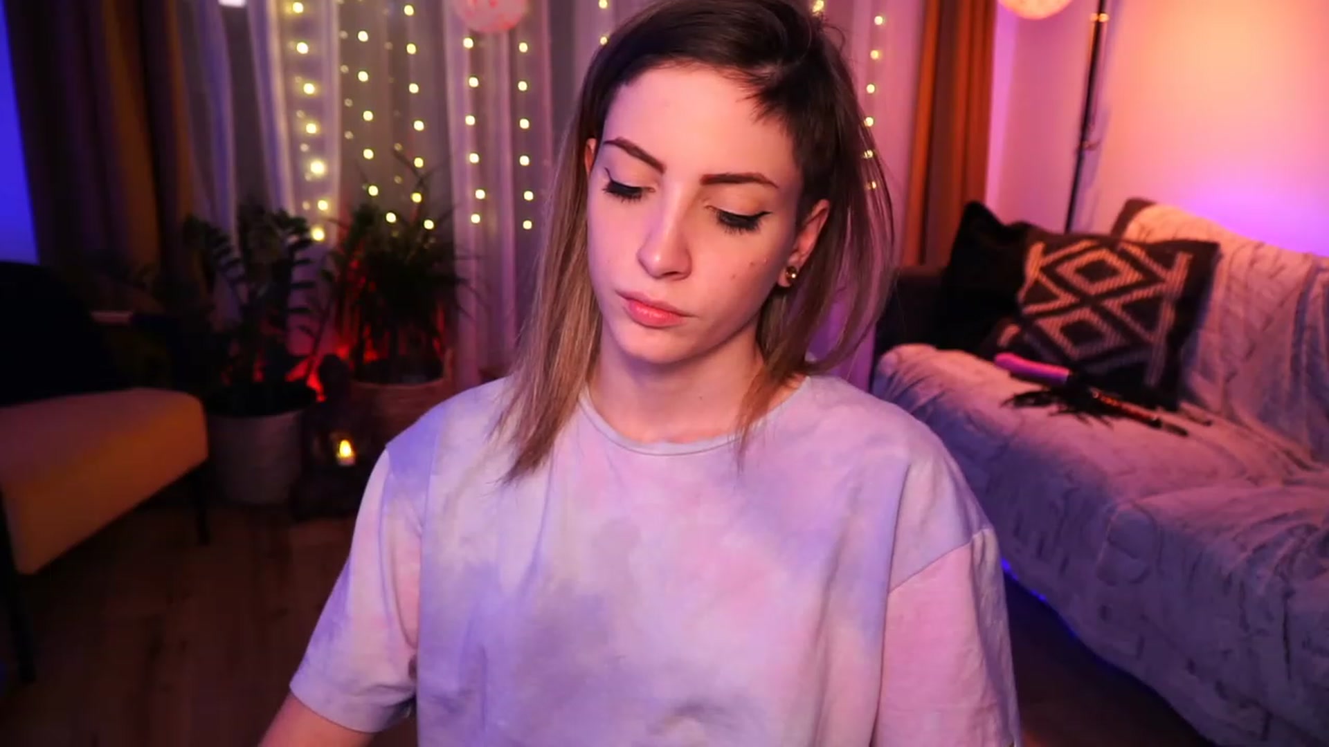 Gallery image thumbnail from Kend_dall's myfreecams stream on, 06/17/2023, 15:20 image 18 of 20