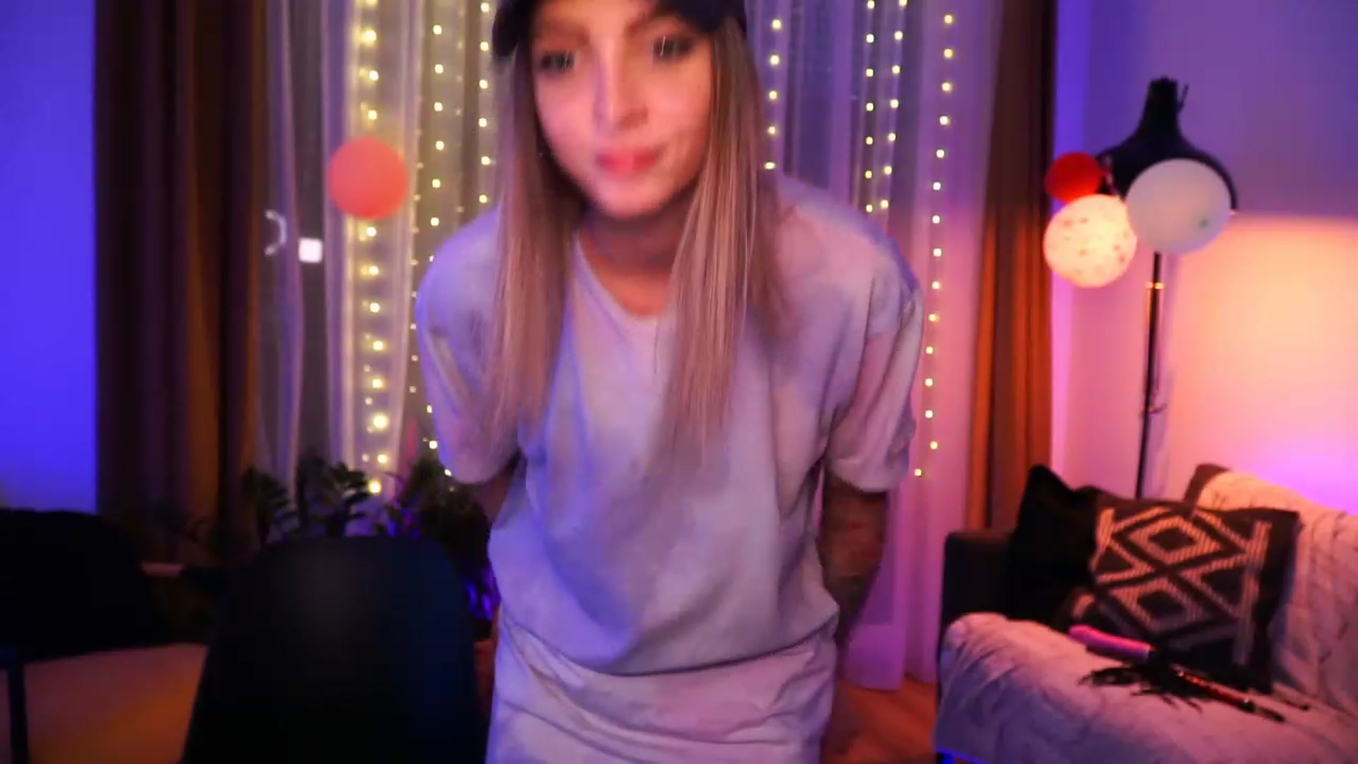 Gallery image thumbnail from Kend_dall's myfreecams stream on, 06/17/2023, 15:20 image 12 of 20