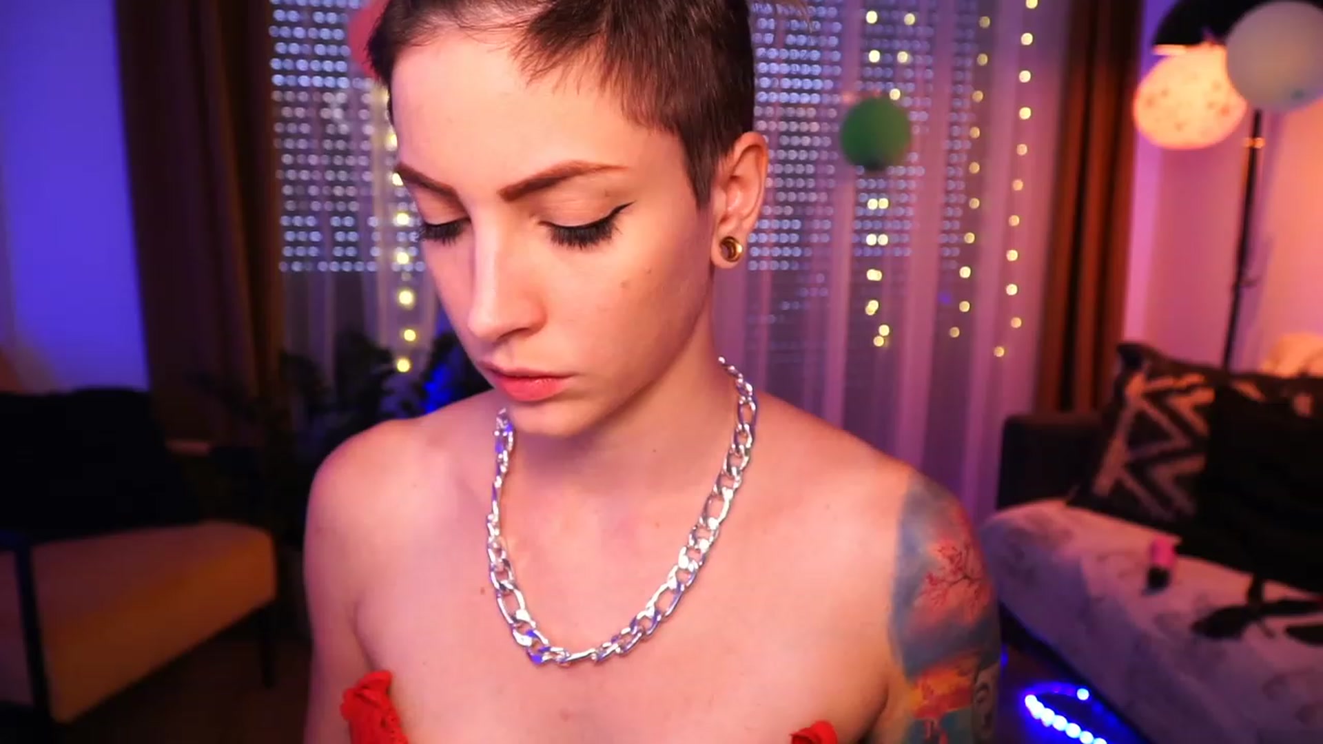 Gallery image thumbnail from Kend_dall's myfreecams stream on, 06/21/2023, 13:05 image 19 of 20