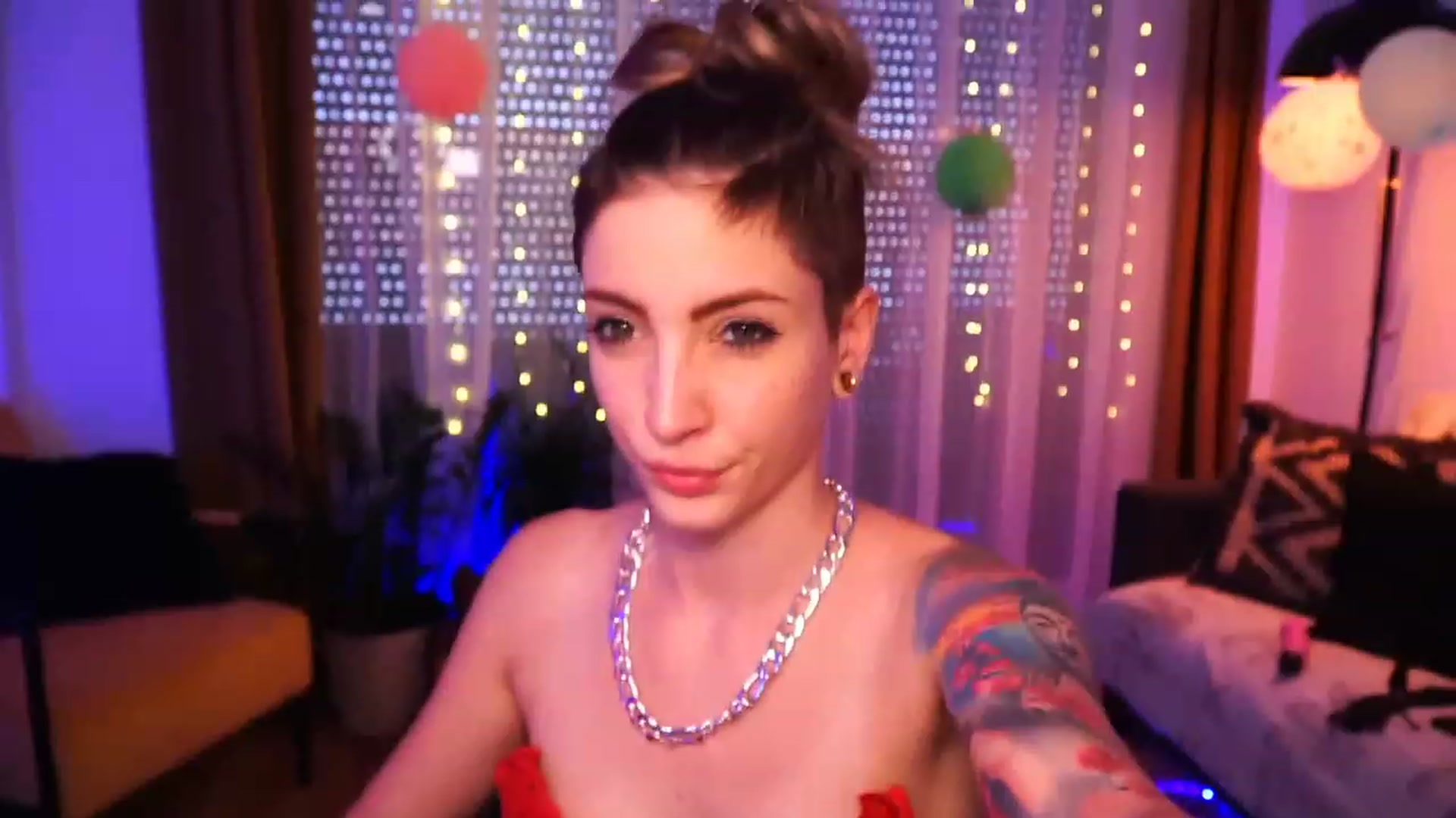 Gallery image thumbnail from Kend_dall's myfreecams stream on, 06/21/2023, 13:05 image 15 of 20