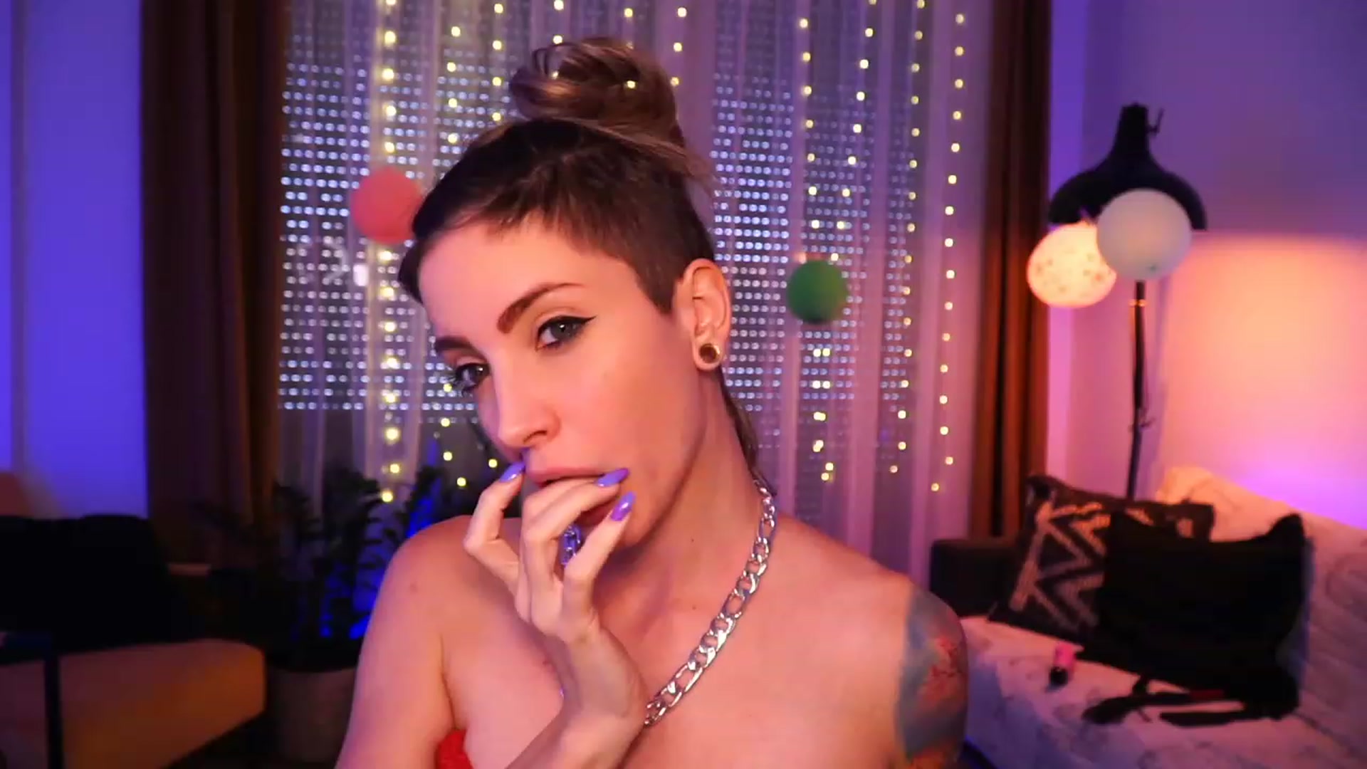 Gallery image thumbnail from Kend_dall's myfreecams stream on, 06/21/2023, 15:19 image 5 of 20