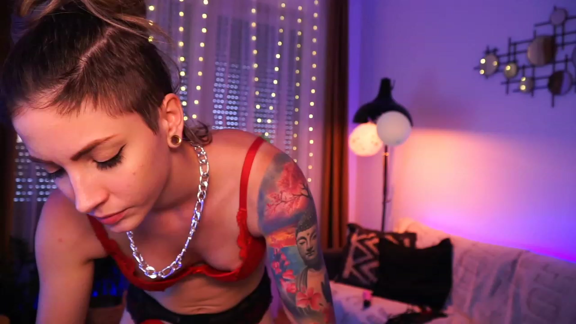 Gallery image thumbnail from Kend_dall's myfreecams stream on, 06/21/2023, 15:19 image 15 of 20