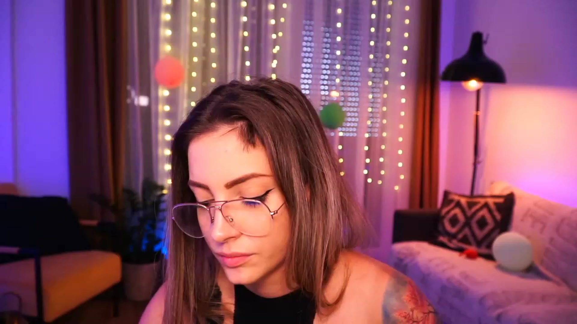 Gallery image thumbnail from Kend_dall's myfreecams stream on, 06/23/2023, 08:11 image 10 of 20
