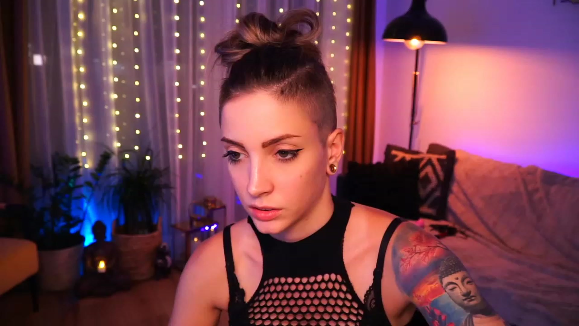 Gallery image thumbnail from Kend_dall's myfreecams stream on, 06/27/2023, 19:28 image 7 of 20