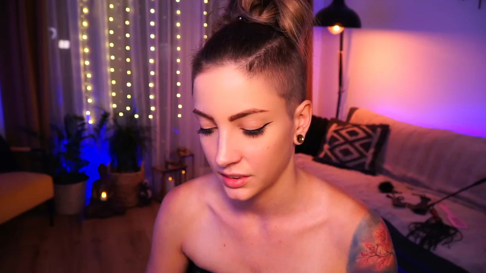 Gallery image thumbnail from Kend_dall's myfreecams stream on, 06/30/2023, 11:55 image 19 of 20