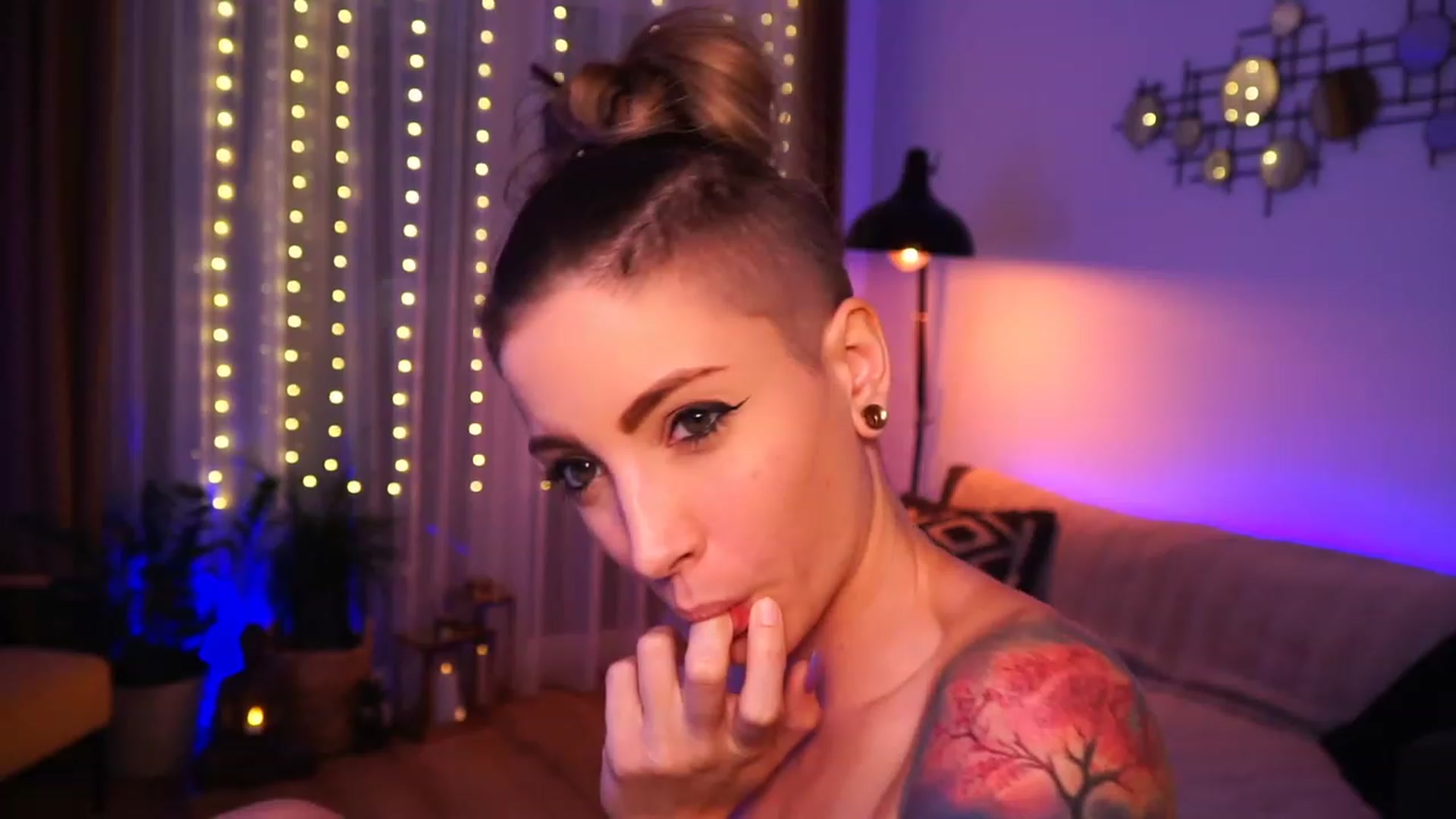 Gallery image thumbnail from Kend_dall's myfreecams stream on, 06/30/2023, 11:55 image 12 of 20