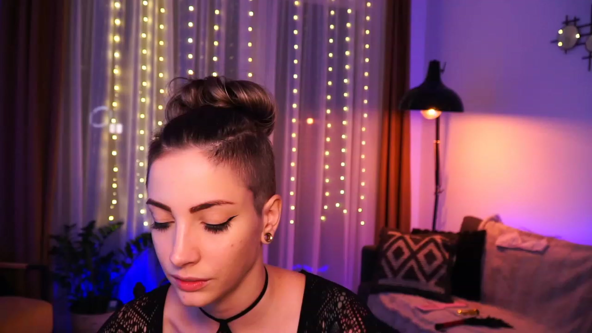 Gallery image thumbnail from Kend_dall's myfreecams stream on, 07/05/2023, 07:00 image 11 of 20