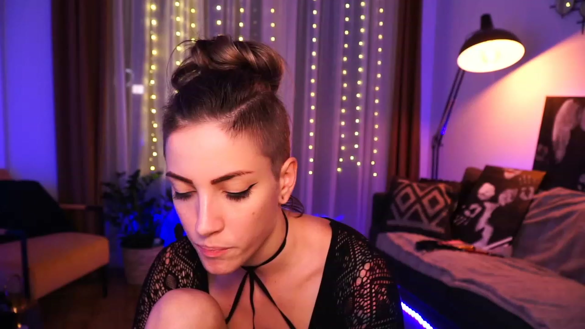 Gallery image thumbnail from Kend_dall's myfreecams stream on, 07/05/2023, 11:14 image 14 of 20