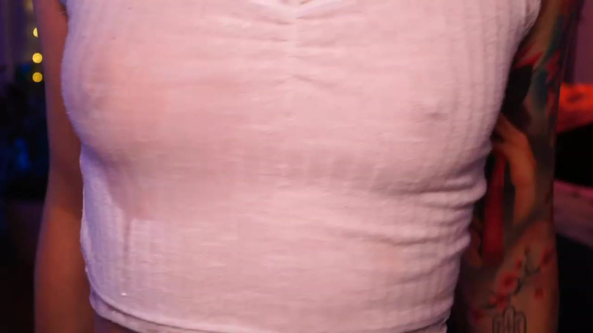 Gallery image thumbnail from Kend_dall's myfreecams stream on, 07/10/2023, 20:41 image 6 of 20