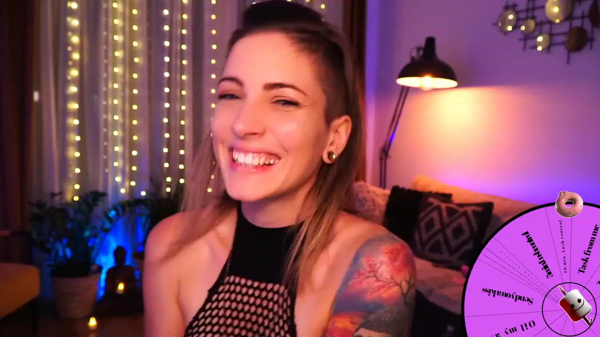 Gallery image thumbnail from Kend_dall's myfreecams stream on, 07/11/2023, 17:02 image 10 of 20
