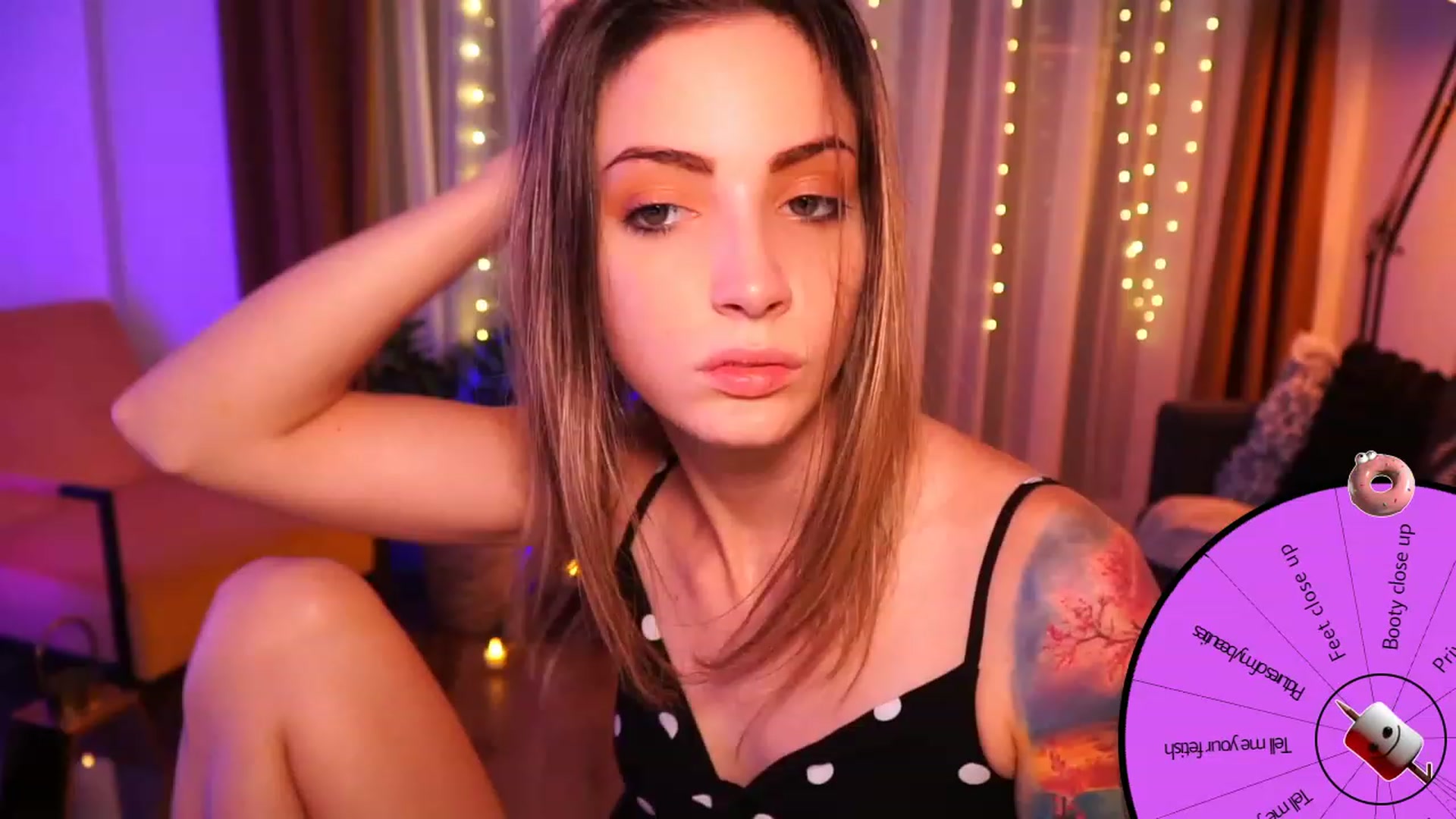 Gallery image thumbnail from Kend_dall's myfreecams stream on, 07/12/2023, 10:29 image 1 of 20