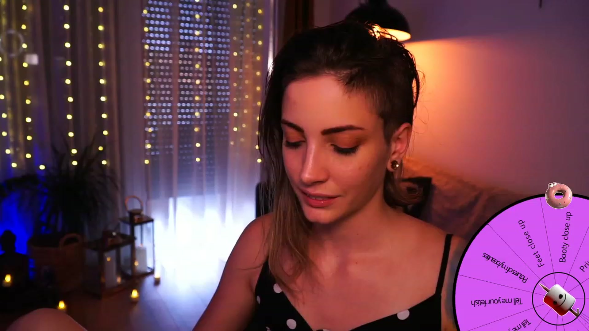 Gallery image thumbnail from Kend_dall's myfreecams stream on, 07/12/2023, 12:32 image 14 of 20