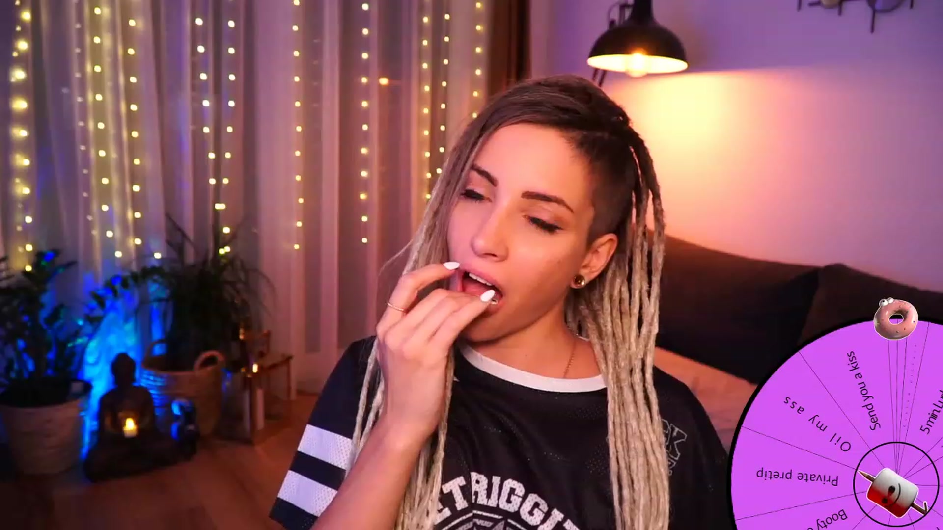Gallery image thumbnail from Kend_dall's myfreecams stream on, 07/18/2023, 18:47 image 16 of 20