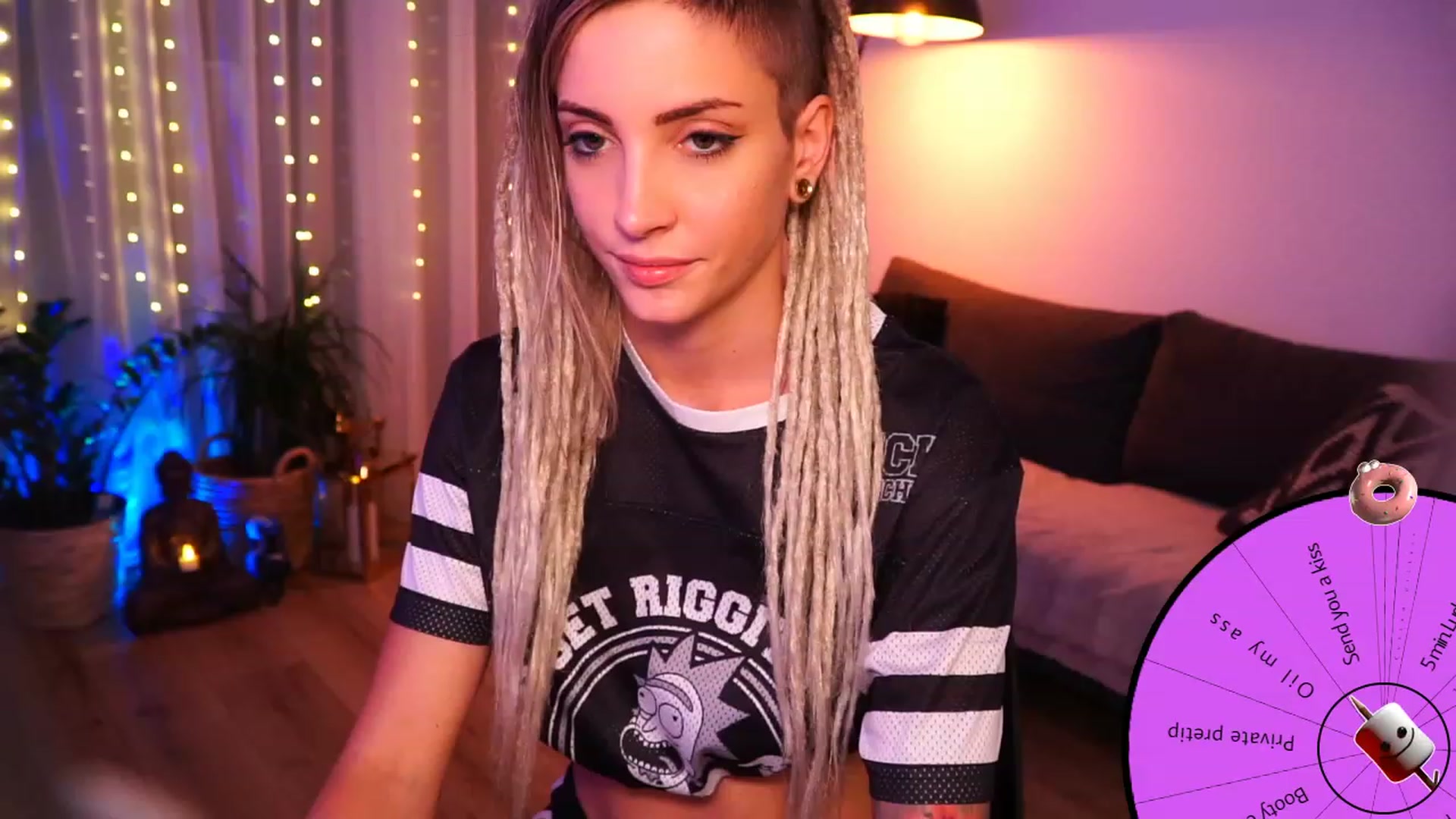 Gallery image thumbnail from Kend_dall's myfreecams stream on, 07/18/2023, 20:14 image 4 of 20