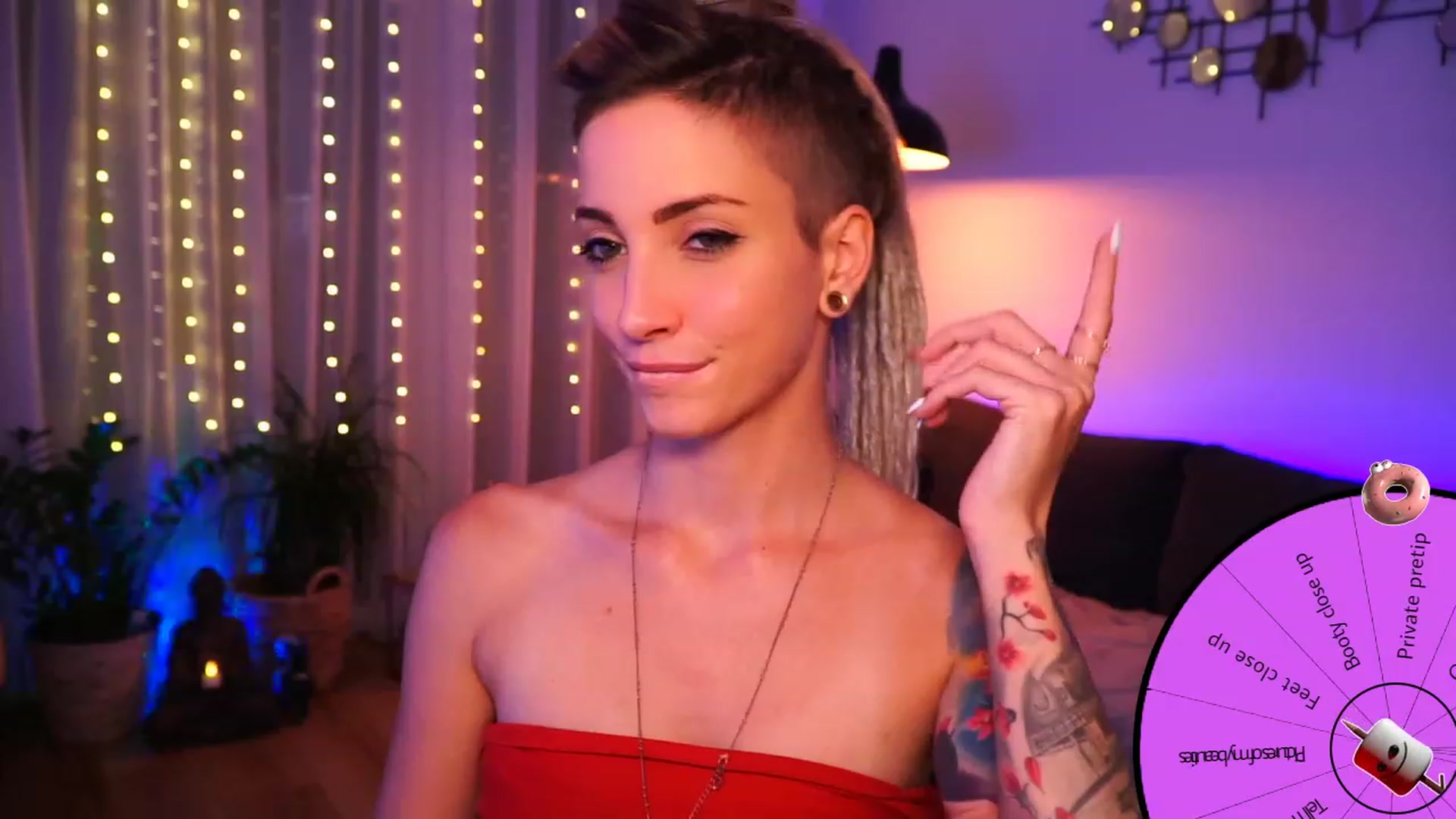 Gallery image thumbnail from Kend_dall's myfreecams stream on, 07/19/2023, 18:21 image 13 of 20