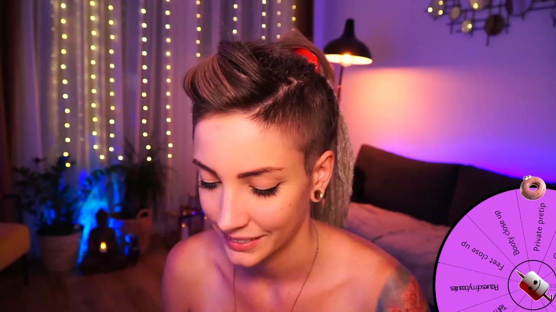 Gallery image thumbnail from Kend_dall's myfreecams stream on, 07/19/2023, 18:21 image 11 of 20