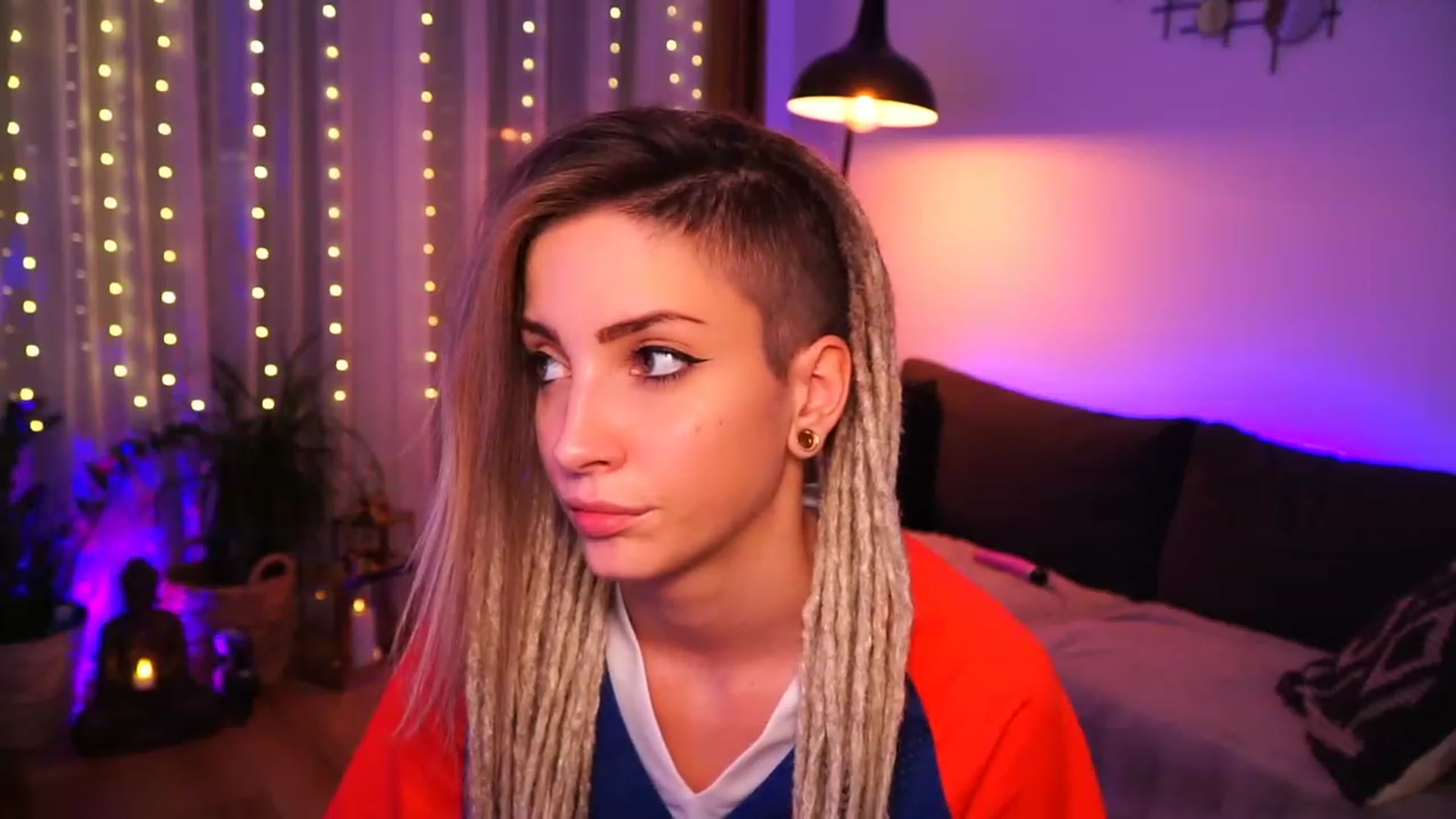 Gallery image thumbnail from Kend_dall's myfreecams stream on, 07/21/2023, 13:42 image 9 of 20