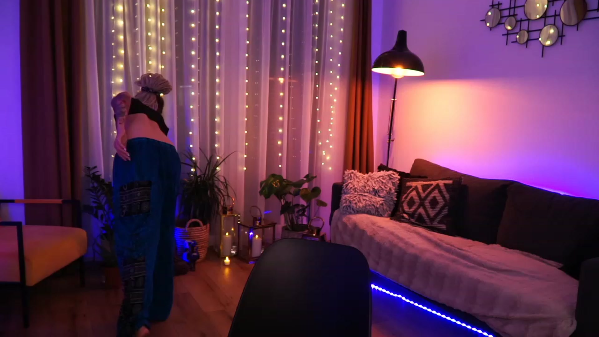 Gallery image thumbnail from Kend_dall's myfreecams stream on, 07/24/2023, 16:56 image 5 of 20
