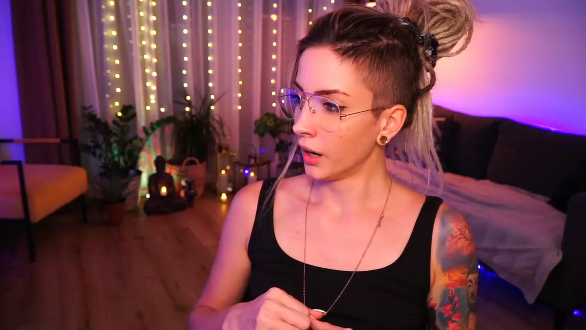 Gallery image thumbnail from Kend_dall's myfreecams stream on, 07/24/2023, 18:33 image 2 of 20