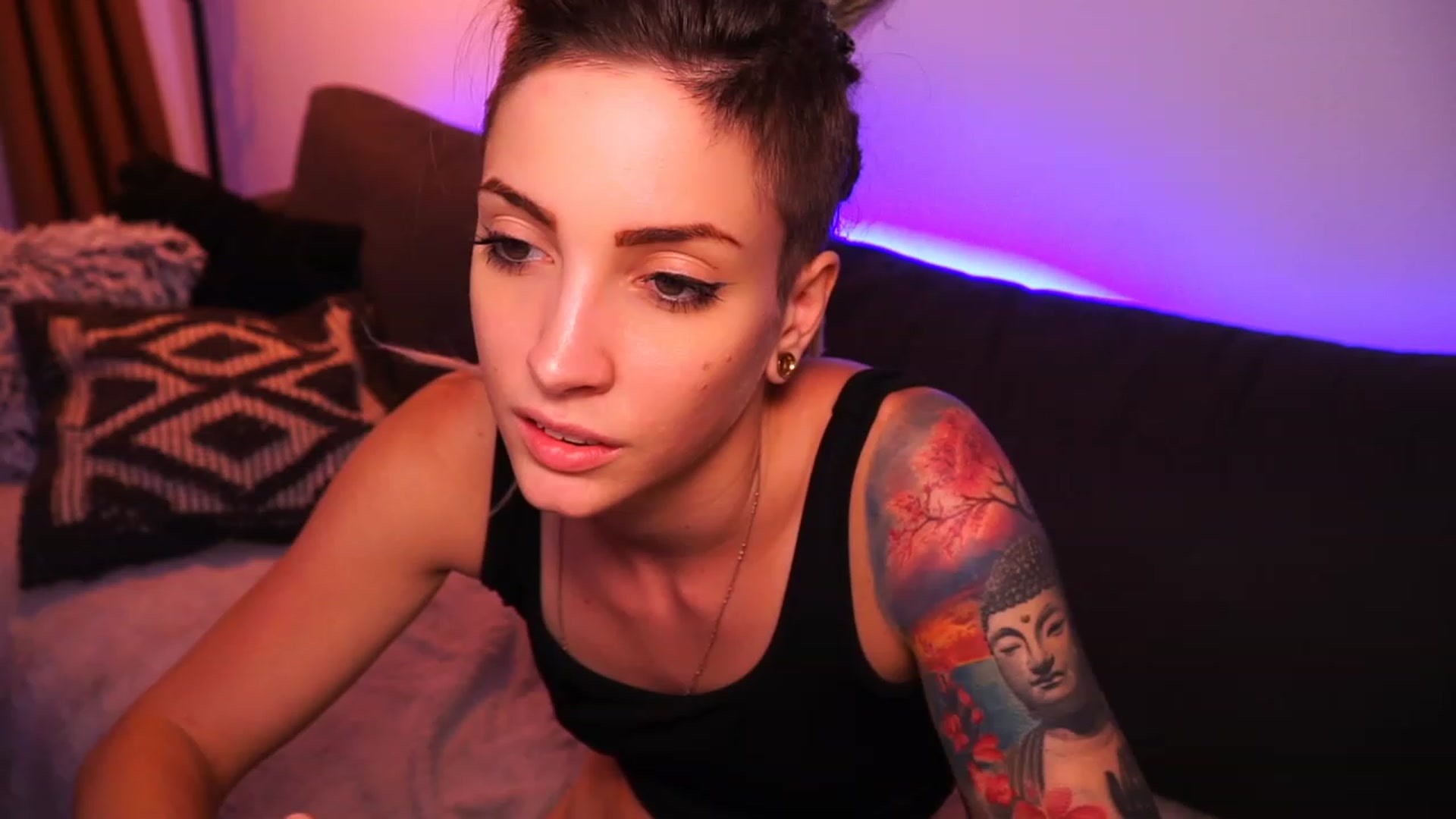 Gallery image thumbnail from Kend_dall's myfreecams stream on, 07/24/2023, 20:33 image 12 of 20