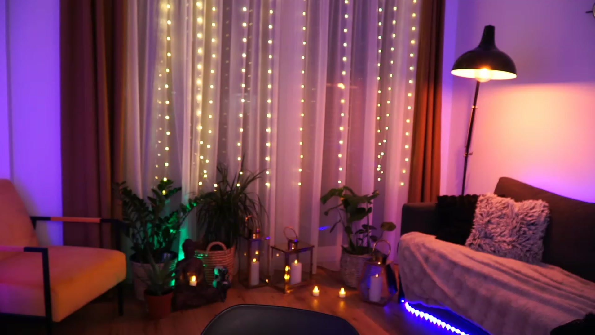 Gallery image thumbnail from Kend_dall's myfreecams stream on, 07/25/2023, 17:32 image 12 of 20