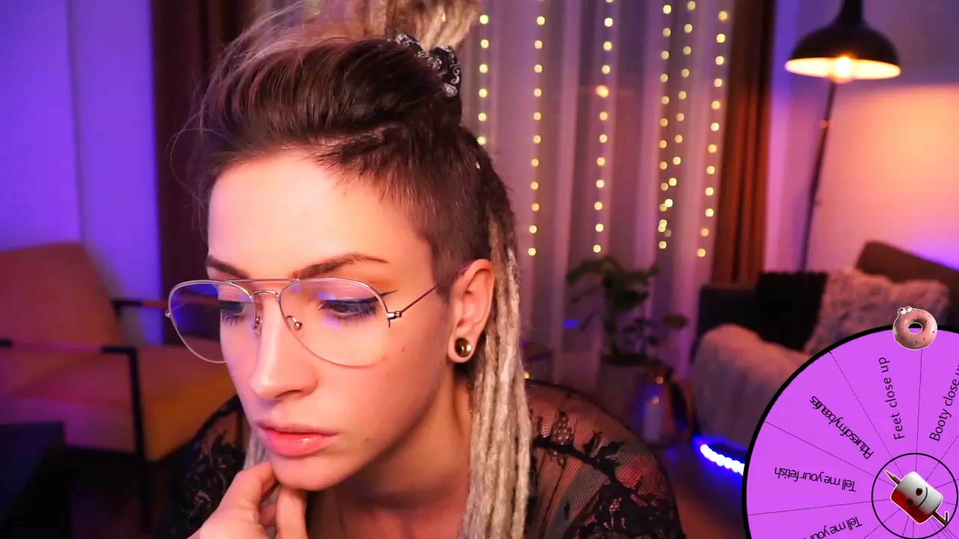 Gallery image thumbnail from Kend_dall's myfreecams stream on, 07/25/2023, 20:16 image 2 of 20