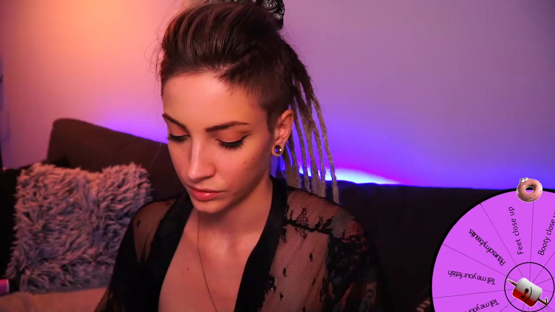 Gallery image thumbnail from Kend_dall's myfreecams stream on, 07/25/2023, 20:16 image 10 of 20