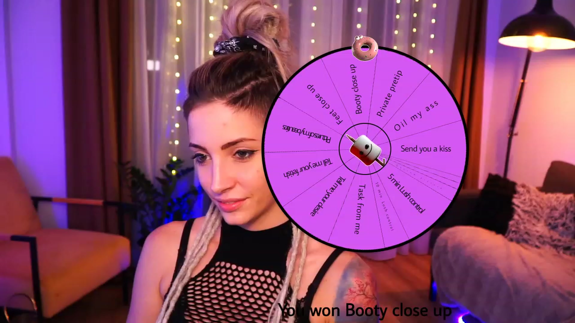 Gallery image thumbnail from Kend_dall's myfreecams stream on, 07/26/2023, 13:13 image 3 of 20