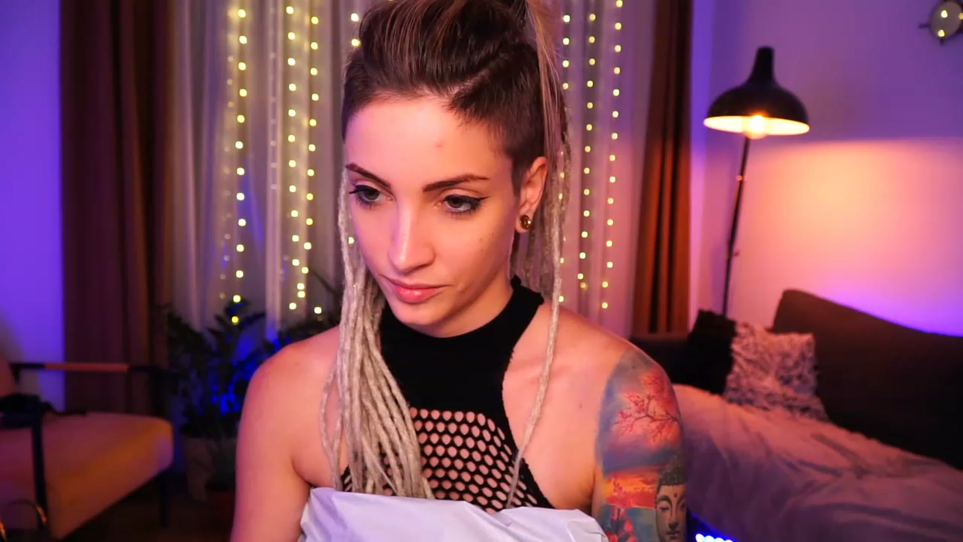 Gallery image thumbnail from Kend_dall's myfreecams stream on, 07/26/2023, 13:13 image 15 of 20