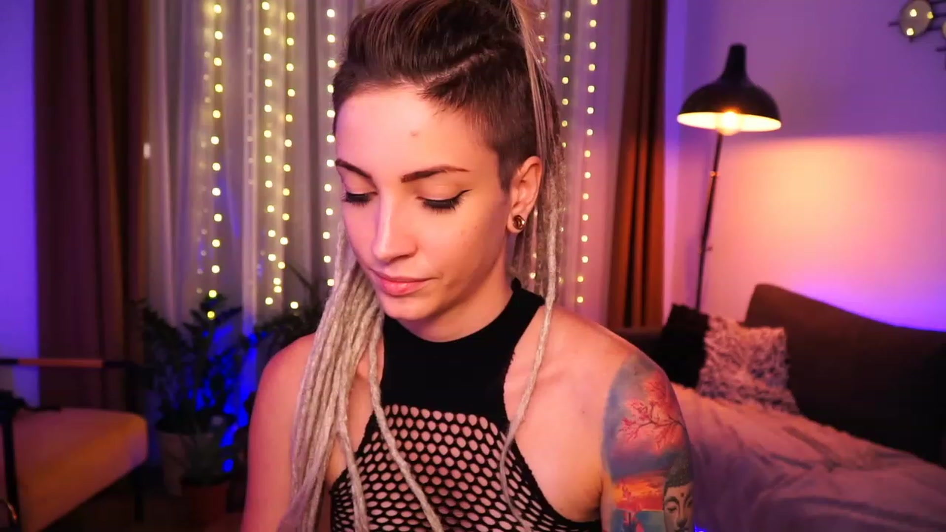 Gallery image thumbnail from Kend_dall's myfreecams stream on, 07/26/2023, 13:13 image 16 of 20