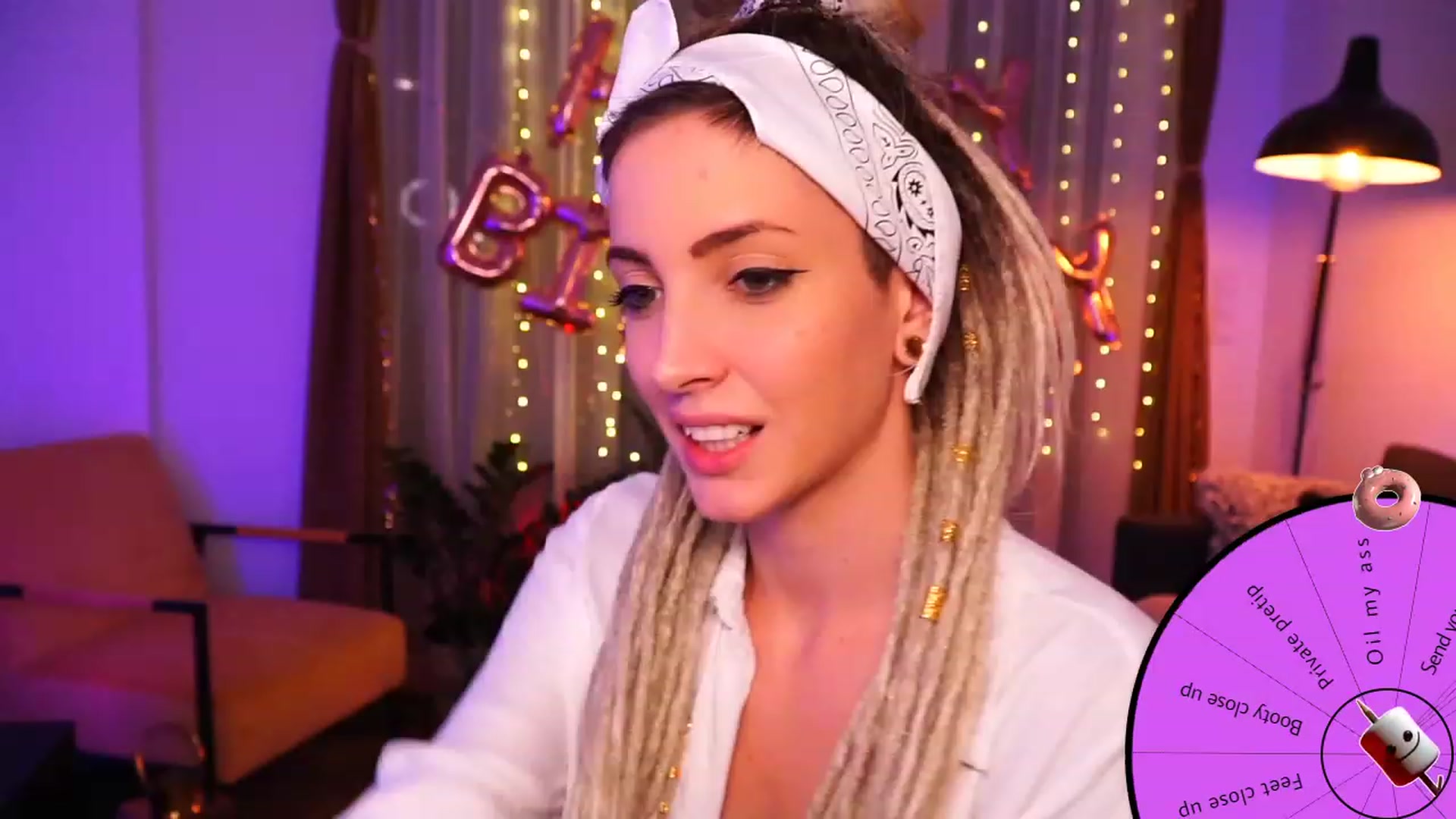 Gallery image thumbnail from Kend_dall's myfreecams stream on, 07/27/2023, 16:39 image 19 of 20