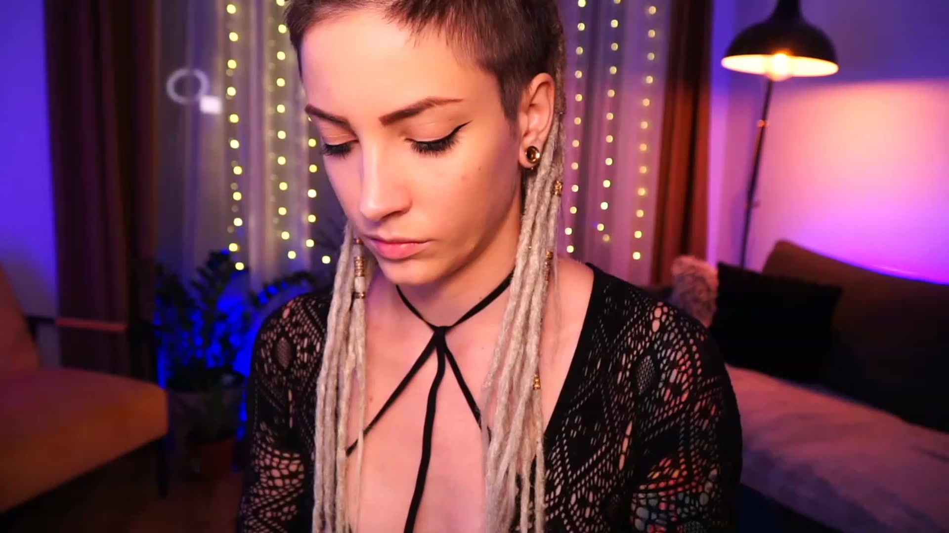 Gallery image thumbnail from Kend_dall's myfreecams stream on, 08/01/2023, 11:06 image 6 of 20