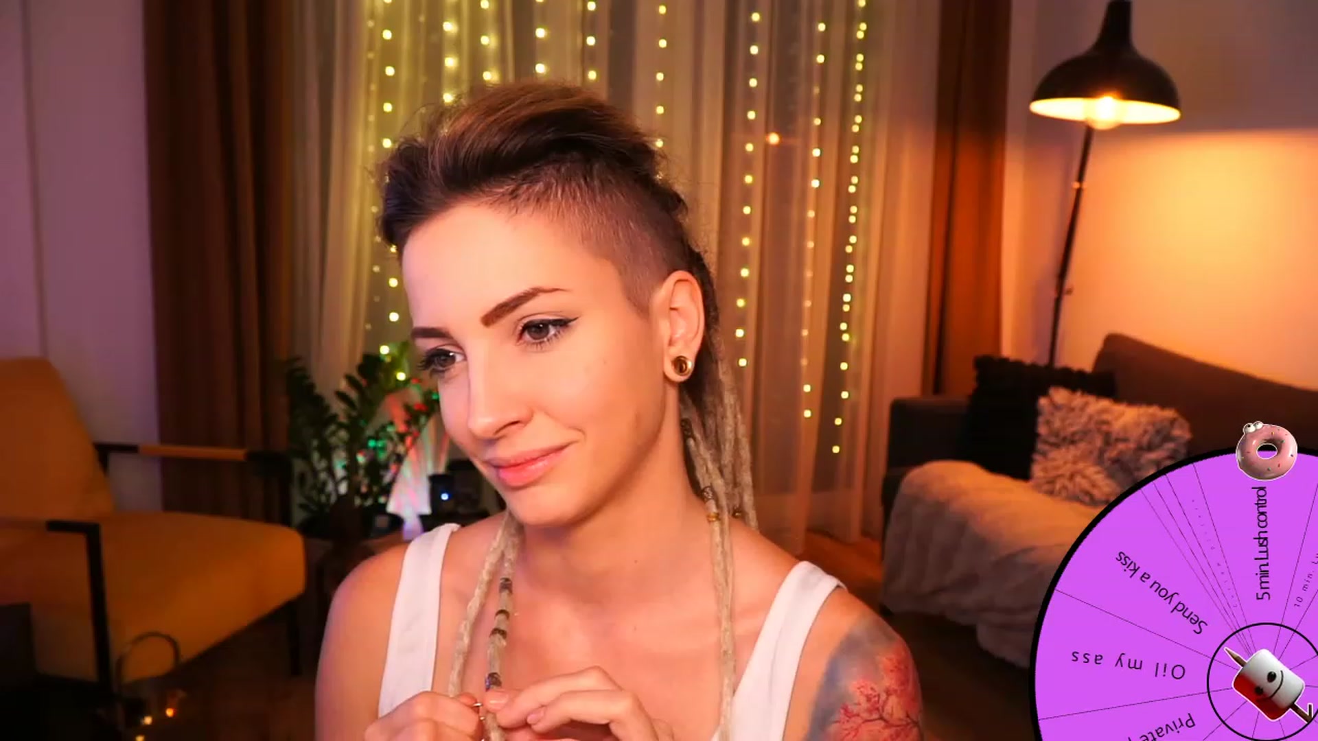 Gallery image thumbnail from Kend_dall's myfreecams stream on, 08/09/2023, 18:40 image 4 of 20